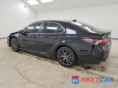 Drugie zdjęcie samochodu z przodu: 2021 TOYOTA CAMRY SE VIN:4T1G11AK6MU553618 - miniatura