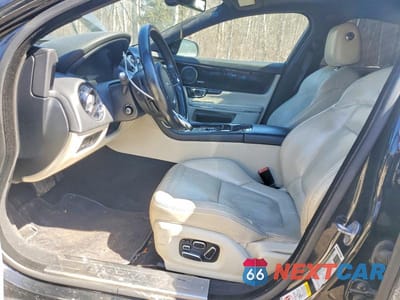 Zdjęcie 7 z 13 samochodu: 2015 JAGUAR XJ VIN:SAJXJ1CD0F8V90504 - miniatura