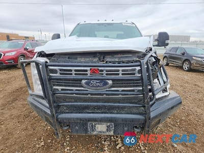 Piąte zdjęcie samochodu w środku: 2024 FORD F350 SUPER DUTY VIN:1FT8W3BT5REE27281 - miniatura