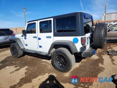 Drugie zdjęcie samochodu z przodu: 2016 JEEP WRANGLER UNLIMITED SPORT VIN:1C4BJWDG2GL209801 - miniatura