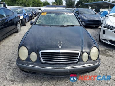 Piąte zdjęcie samochodu w środku: 1999 MERCEDES-BENZ CLK 320 VIN:WDBLJ65G7XF086058 - miniatura
