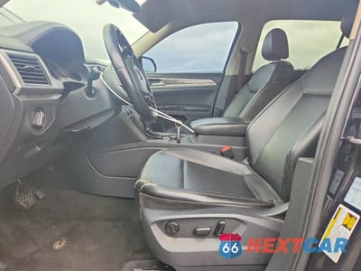 Zdjęcie 7 z 14 samochodu: 2018 VOLKSWAGEN ATLAS SE VIN:1V2LR2CA2JC531959 - miniatura