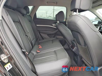 Zdjęcie 11 z 13 samochodu: 2021 AUDI E-TRON PREMIUM PLUS VIN:WA1LAAGE8MB000544 - miniatura