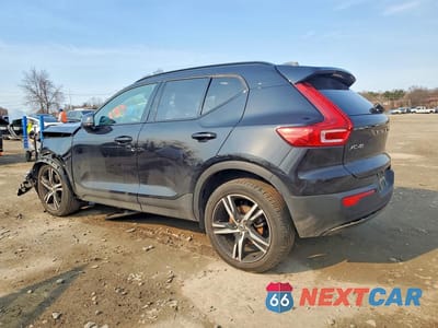 Drugie zdjęcie samochodu z przodu: 2021 VOLVO XC40 T5 R-DESIGN VIN:YV4162UMXM2431108 - miniatura