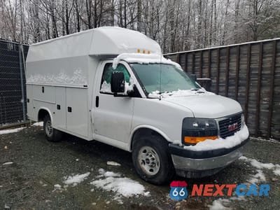 Czwarte zdjęcie samochodu z boku: 2024 GMC SAVANA UTILITY / SERVICE TRUCK VIN:7GZ07RF76RN009955 - miniatura