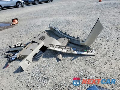 Zdjęcie 13 z 15 samochodu: 2015 CHEVROLET TAHOE C1500 LT VIN:1GNSCBKCXFR241904 - miniatura