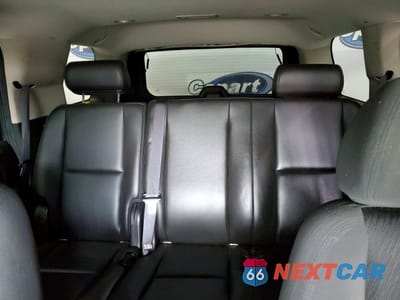 Zdjęcie 10 z 13 samochodu: 2009 CHEVROLET TAHOE POLICE VIN:1GNEC03059R262945 - miniatura