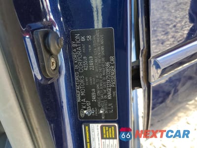 Zdjęcie 13 z 14 samochodu: 2007 KIA OPTIMA LX VIN:KNAGE123X75138586 - miniatura