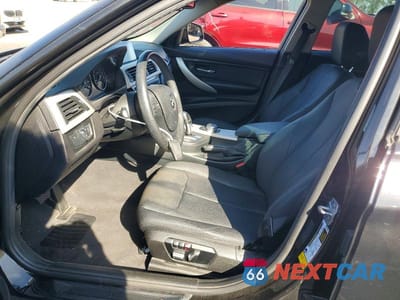 Zdjęcie 7 z 11 samochodu: 2018 BMW 320 I VIN:WBA8E1G57JNU89851 - miniatura