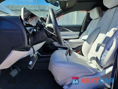 Zdjęcie 7 z 14 samochodu: 2025 CADILLAC LYRIQ LUXURY VIN:1GYKPNRL3SZ304673 - miniatura
