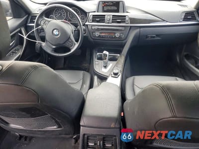 Zdjęcie 8 z 12 samochodu: 2015 BMW 320 I XDRIVE VIN:WBA3C3C53FP665002 - miniatura