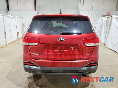Zdjęcie 6 z 12 samochodu: 2016 KIA SORENTO LX VIN:5XYPG4A37GG098989 - miniatura