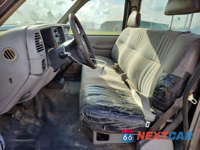 Zdjęcie 7 z 11 samochodu: 1998 GMC SIERRA C1500 VIN:1GTEC14W2WZ535062 - miniatura