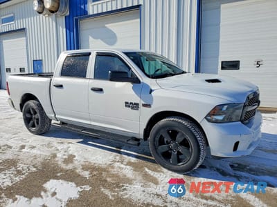 Czwarte zdjęcie samochodu z boku: 2019 RAM TRUCKS 1500 CLASSIC TRADESMAN VIN:1C6RR7KT3KS555892 - miniatura