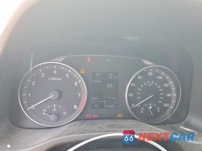 Zdjęcie 9 z 12 samochodu: 2017 HYUNDAI ELANTRA SE VIN:5NPD74LF5HH127684 - miniatura