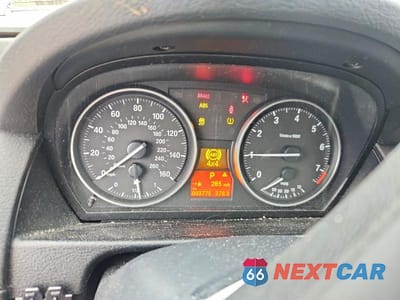 Zdjęcie 9 z 12 samochodu: 2013 BMW X1 XDRIVE28I VIN:WBAVL1C55DVR82432 - miniatura