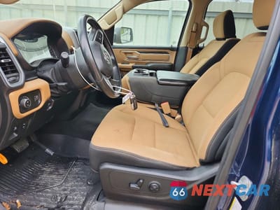 Zdjęcie 7 z 12 samochodu: 2020 RAM 1500 BIG HORN VIN:1C6RREFT2LN112616 - miniatura
