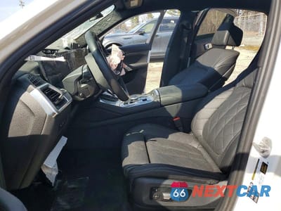 Zdjęcie 7 z 13 samochodu: 2026 BMW X6 XDRIVE40I VIN:5UX33EX07T9134090 - miniatura