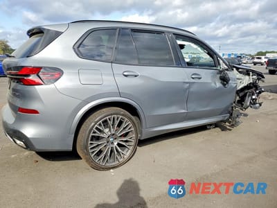 Trzecie zdjęcie samochodu z tyłu: 2026 BMW X5 XDRIVE40I VIN:5UX23EU03T9364578 - miniatura