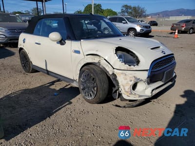 Czwarte zdjęcie samochodu z boku: 2019 MINI COOPER S VIN:WMWWG9C5XK3E41816 - miniatura