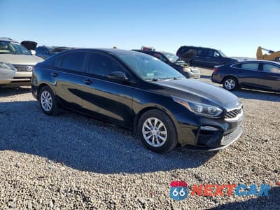 Czwarte zdjęcie samochodu z boku: 2019 KIA FORTE FE VIN:3KPF24AD7KE127349 - miniatura