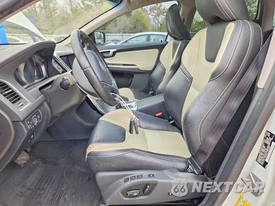 Zdjęcie 7 z 12 samochodu: 2017 VOLVO XC60 T5 DYNAMIC VIN:YV440MDR8H2114391 - miniatura