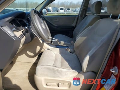Zdjęcie 7 z 14 samochodu: 2003 TOYOTA HIGHLANDER BASE VIN:JTEHF21A430103166 - miniatura