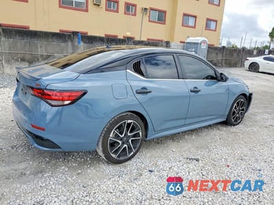 Trzecie zdjęcie samochodu z tyłu: 2024 NISSAN SENTRA SR VIN:3N1AB8DV7RY246259 - miniatura