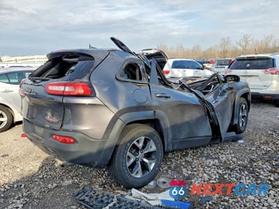 Trzecie zdjęcie samochodu z tyłu: 2017 JEEP CHEROKEE TRAILHAWK VIN:1C4PJMBS0HW538935 - miniatura