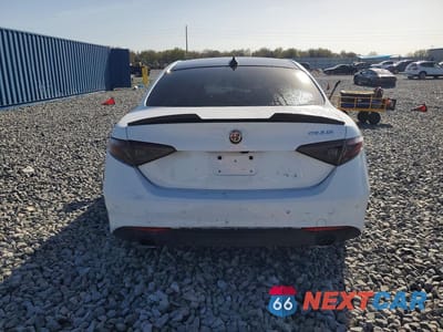 Zdjęcie 6 z 11 samochodu: 2024 ALFA ROMEO GIULIA TI VIN:ZARFAMBN4R7679997 - miniatura