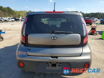 Zdjęcie 6 z 12 samochodu: 2018 KIA SOUL BASE VIN:KNDJN2A24J7606685 - miniatura