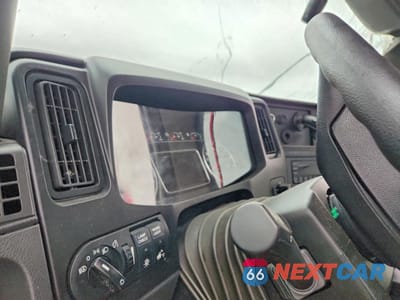 Zdjęcie 8 z 10 samochodu: 2025 INTERNATIONAL LT62F SEMI TRUCK VIN:3HSDZTZR2SN152423 - miniatura