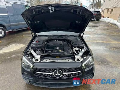 Zdjęcie 6 z 10 samochodu: 2022 MERCEDES-BENZ E 350 VIN:W1KZF8DB9NB093134 - miniatura