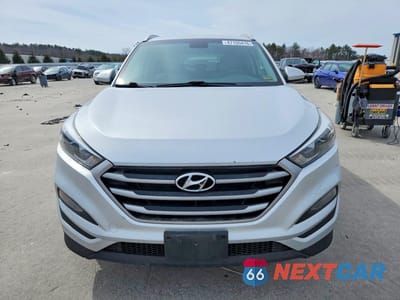 Piąte zdjęcie samochodu w środku: 2018 HYUNDAI TUCSON SEL VIN:KM8J3CA46JU693676 - miniatura