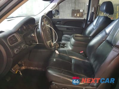 Zdjęcie 7 z 13 samochodu: 2014 CHEVROLET TAHOE K1500 LT VIN:1GNSKBE02ER247201 - miniatura