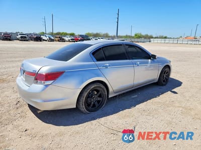 Trzecie zdjęcie samochodu z tyłu: 2011 HONDA ACCORD VIN:1HGCP3F82BA030042 - miniatura