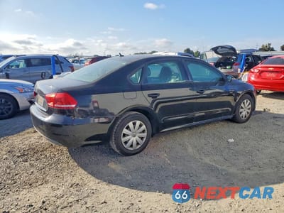Trzecie zdjęcie samochodu z tyłu: 2012 VOLKSWAGEN PASSAT S VIN:1VWAP7A30CC056960 - miniatura