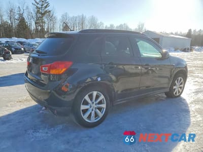 Trzecie zdjęcie samochodu z tyłu: 2015 MITSUBISHI RVR GT VIN:4A4AJ4AU9FE601096 - miniatura