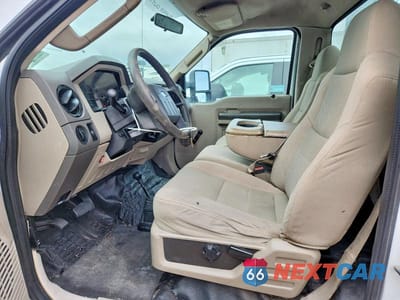 Zdjęcie 7 z 11 samochodu: 2008 FORD F350 VIN:1FDWF37R58EB68886 - miniatura