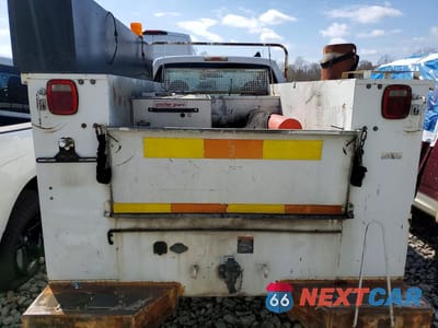 Zdjęcie 6 z 11 samochodu: 2008 FORD F350 UTILITY / SERVICE TRUCK VIN:1FDWF30538EC95708 - miniatura