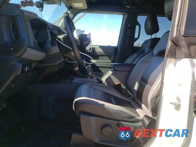 Zdjęcie 7 z 12 samochodu: 2024 FORD BRONCO BLACK DIAMOND VIN:1FMEE1BP7RLA77768 - miniatura
