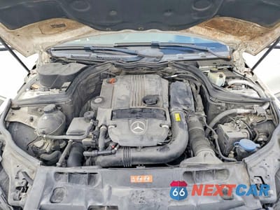 Zdjęcie 11 z 11 samochodu: 2013 MERCEDES-BENZ C 250 VIN:WDDGF4HB7DR279254 - miniatura