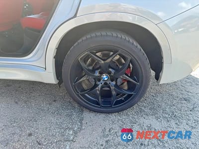Zdjęcie 13 z 14 samochodu: 2017 BMW X6 M VIN:5YMKW8C30H0U72441 - miniatura