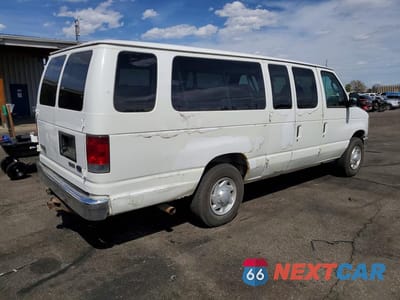 Trzecie zdjęcie samochodu z tyłu: 2008 FORD ECONOLINE E350 SUPER DUTY WAGON VIN:1FBSS31L08DA58650 - miniatura