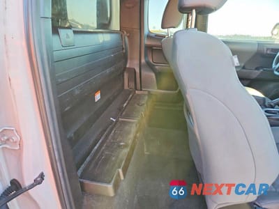 Zdjęcie 10 z 12 samochodu: 2023 TOYOTA TACOMA SR VIN:3TYRX5GN8PT087238 - miniatura
