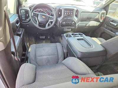 Zdjęcie 8 z 14 samochodu: 2022 CHEVROLET SILVERADO K2500 CUSTOM VIN:2GC4YME74N1231616 - miniatura