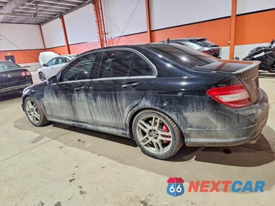 Drugie zdjęcie samochodu z przodu: 2010 MERCEDES-BENZ C 63 AMG VIN:WDDGF7HB5AF451487 - miniatura