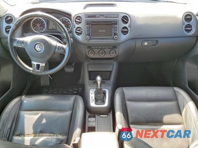 Zdjęcie 8 z 11 samochodu: 2015 VOLKSWAGEN TIGUAN S VIN:WVGAV7AX9FW513937 - miniatura