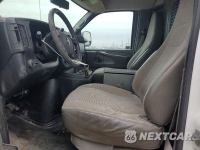 Zdjęcie 7 z 13 samochodu: 2013 CHEVROLET EXPRESS G1500 VIN:1GCSGAFX7D1127309 - miniatura