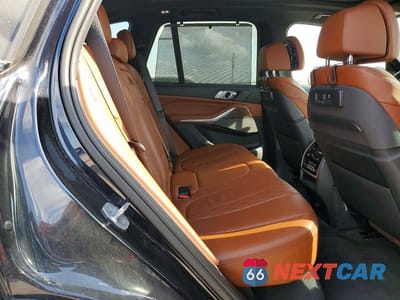 Zdjęcie 10 z 12 samochodu: 2019 BMW X5 XDRIVE50I VIN:5UXJU2C59KLN49790 - miniatura